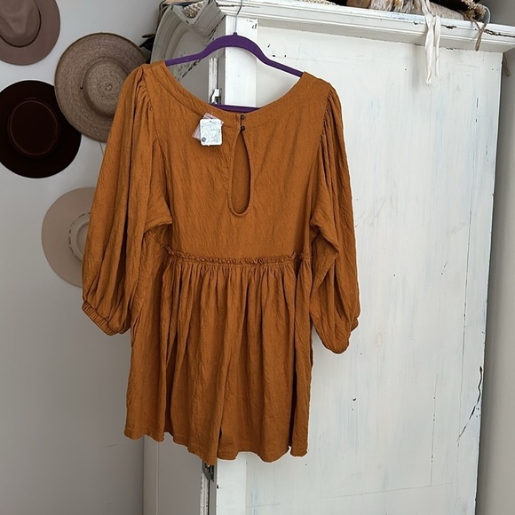 Free People - Picture 3 of 4